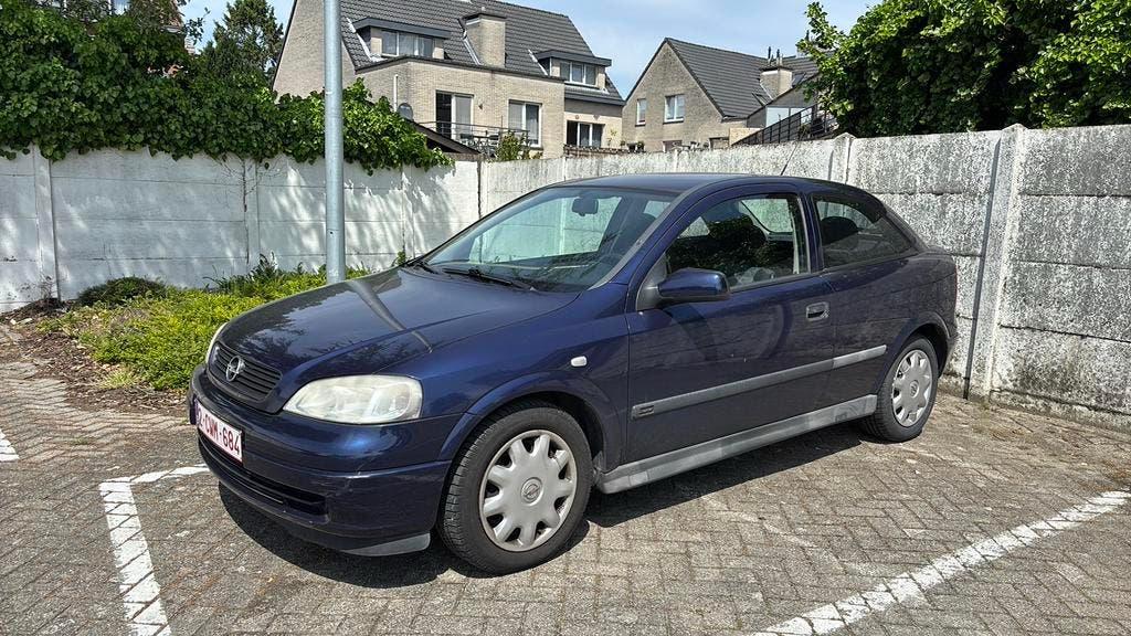 Astra, Auto's, Voorwielaandrijving, Stof, 4 cilinders, Blauw