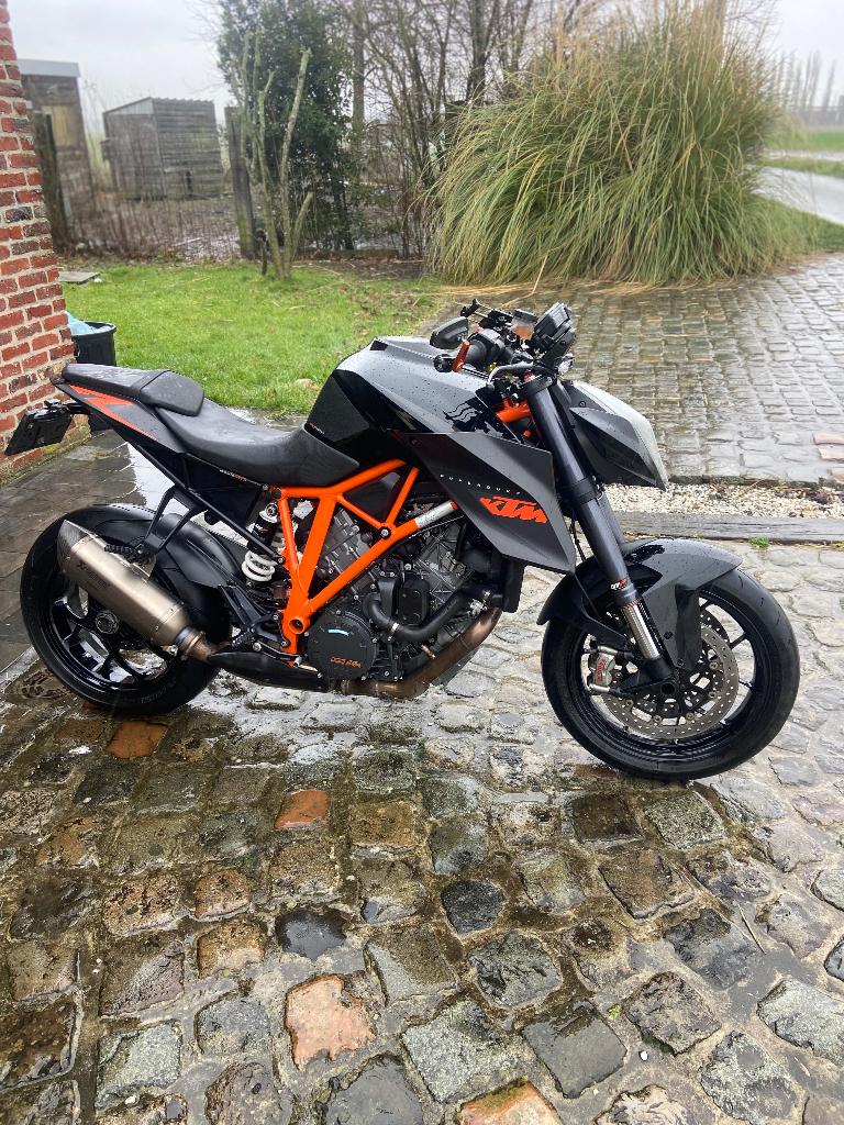 KTM superduke 1290 V1 2014, 2 cilinders, 1290 cc, ABS, Sport