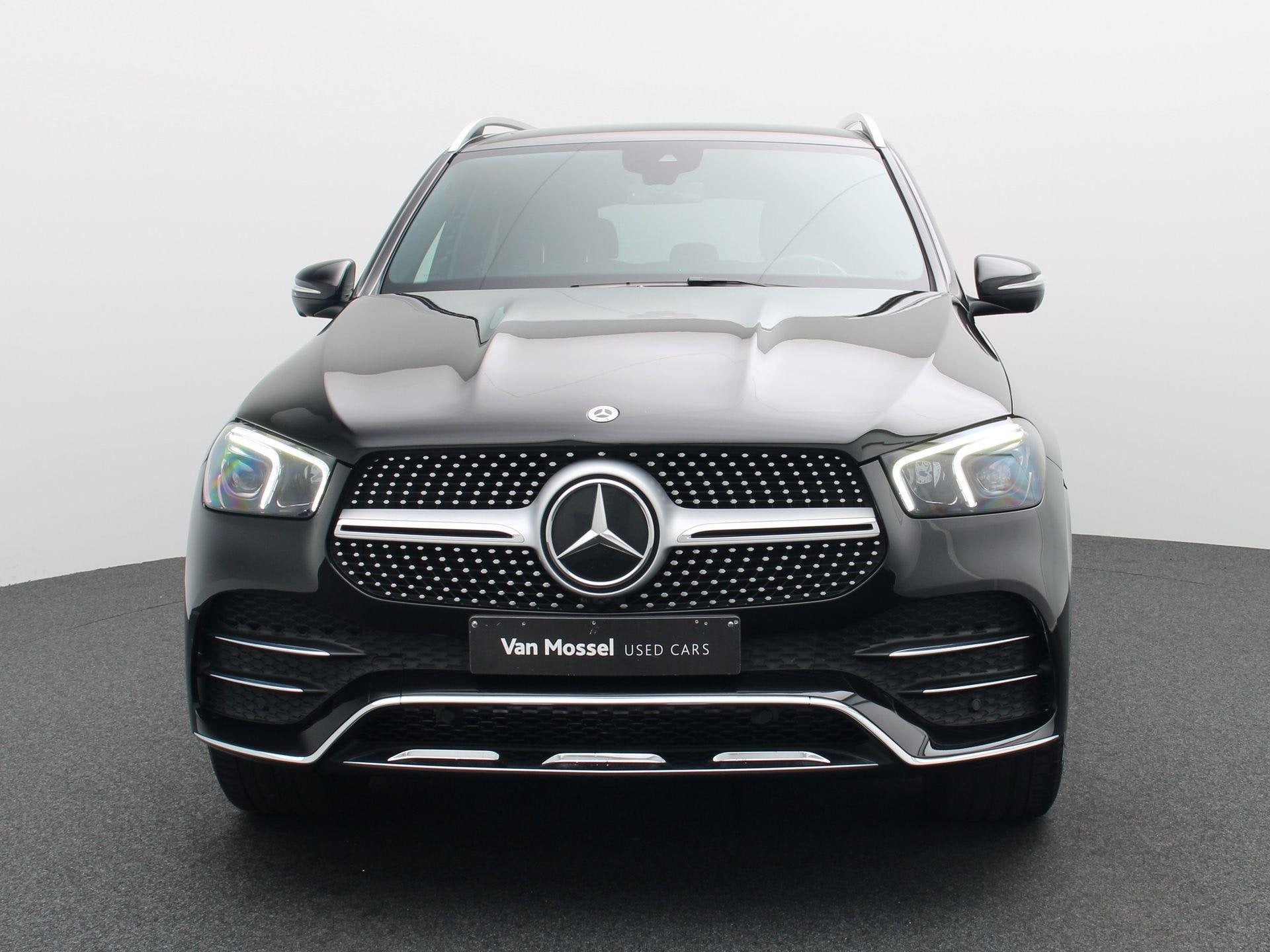 Mercedes-Benz GLE SUV 300 d 4MATIC + AMG LINE + CARPLAY + 36, Autos, 2700 kg, https://public.car-pass.be/vhr/7386262f-8019-420f-90d8-afdd7ae1613c