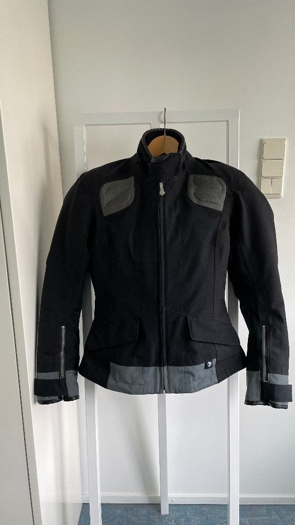BMW Motorrad streetguard Vest en Broek, Motoren, Kleding | Motorkleding, Broek | textiel, Dames, Tweedehands, Ophalen