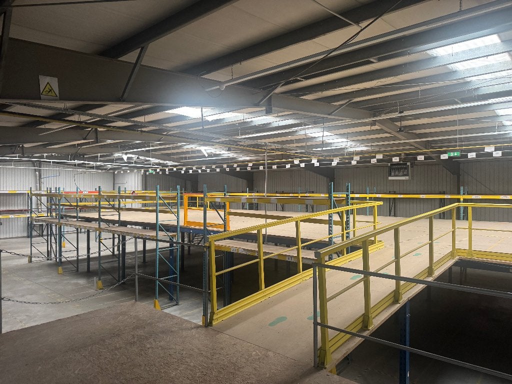 Industriële mezzanine / platform / verdieping, Ophalen