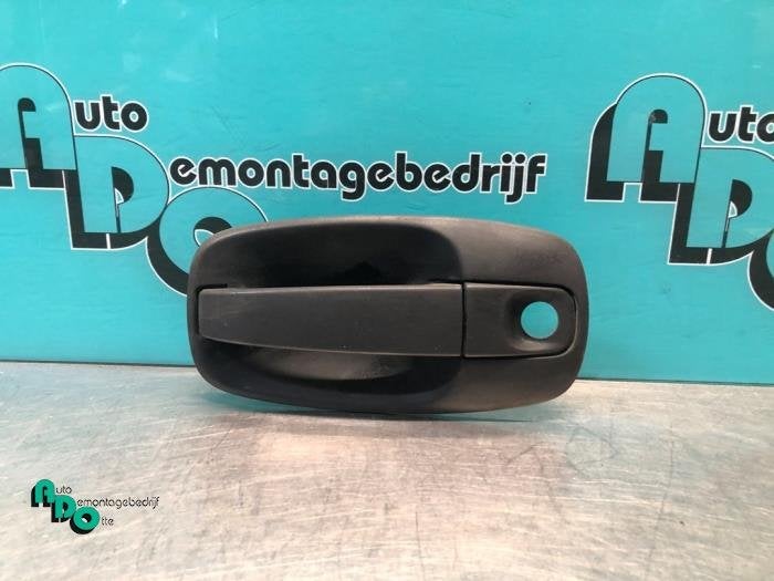 Poignée portière 2portes gauche d'un Opel Vivaro (Vivaro 0, -, Opel, 3 mois de garantie, Utilisé