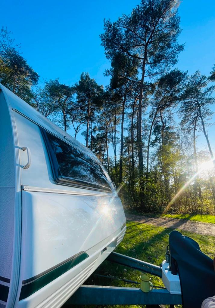 CARAVAN KNAUS topstaat, Jusqu'à 4, 5 à 6 mètres, Particulier, 1000 - 1250 kg