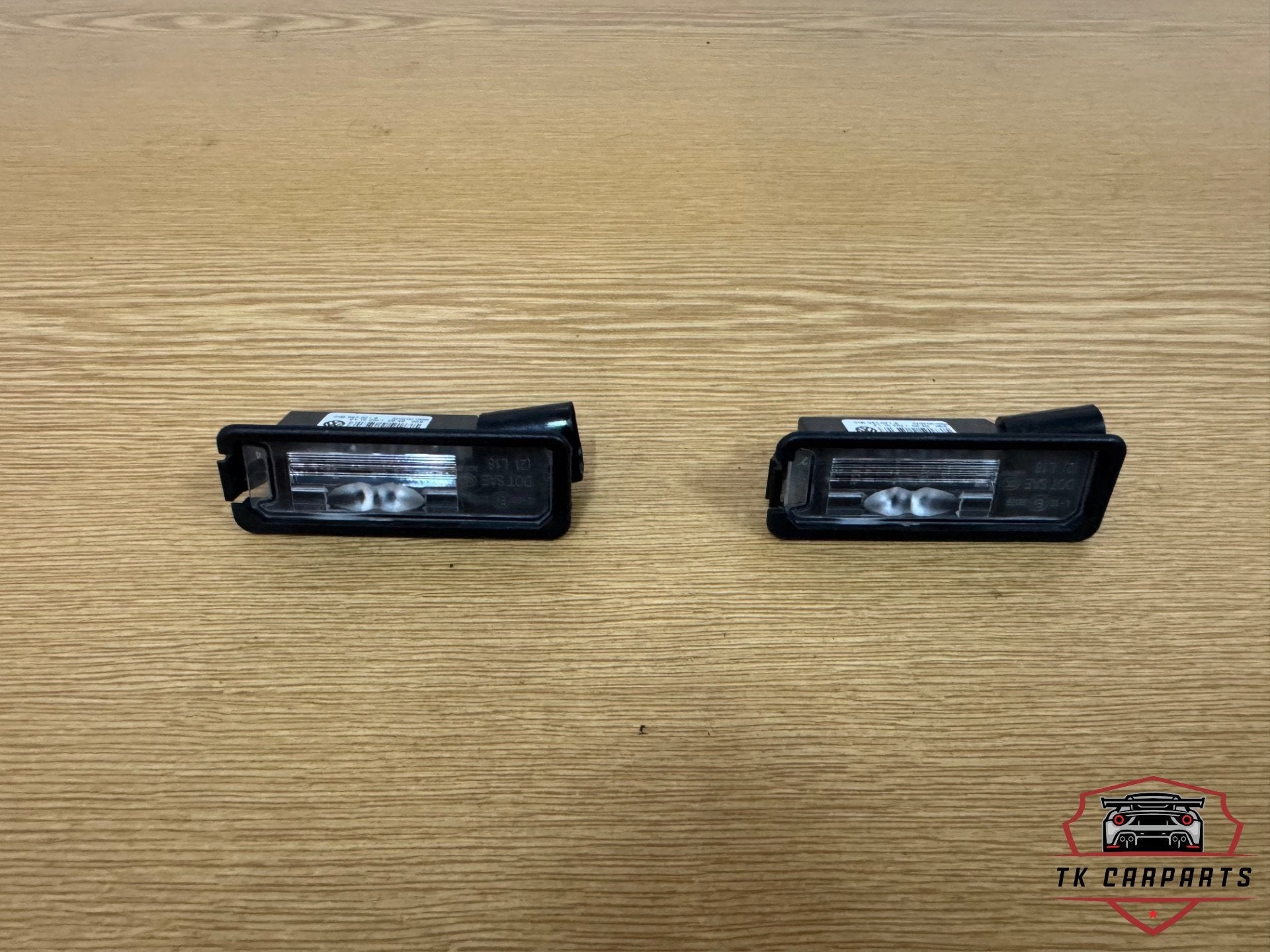 Orgineel volkswagen led kentekenverlichting 3g5943021a, Auto-onderdelen, Volkswagen, Volkswagen AG, Nieuw, Vw@volkswagen.de
