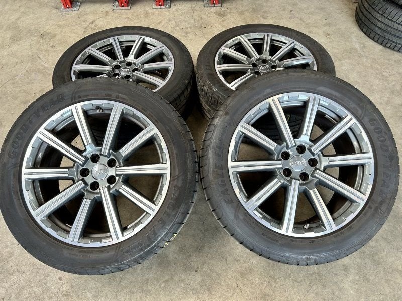 20 inch originele Audi Q7 SQ7 velgen + zomerbanden, Gebruikt, -, -, Banden en Velgen