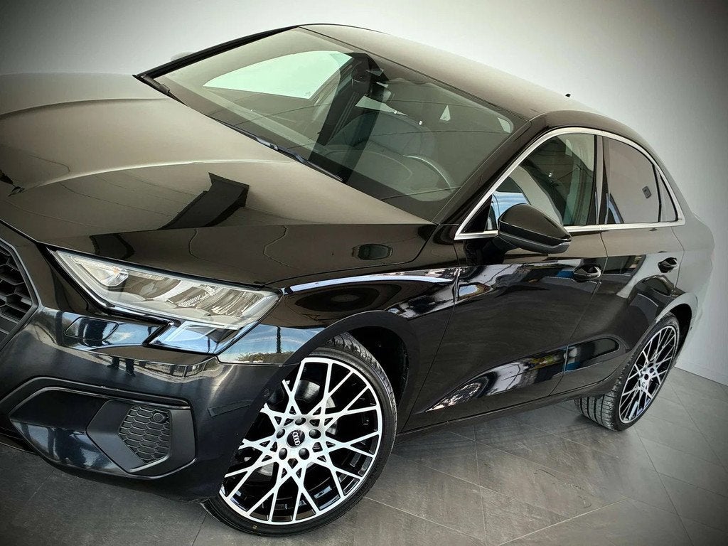 Audi A3 2.0 TDi SPORT-1ERPRO-COCKPIT-CARPLAY-CUIR-CAMERA-JAN, Autos, Cuir, Achat, Entreprise, Noir
