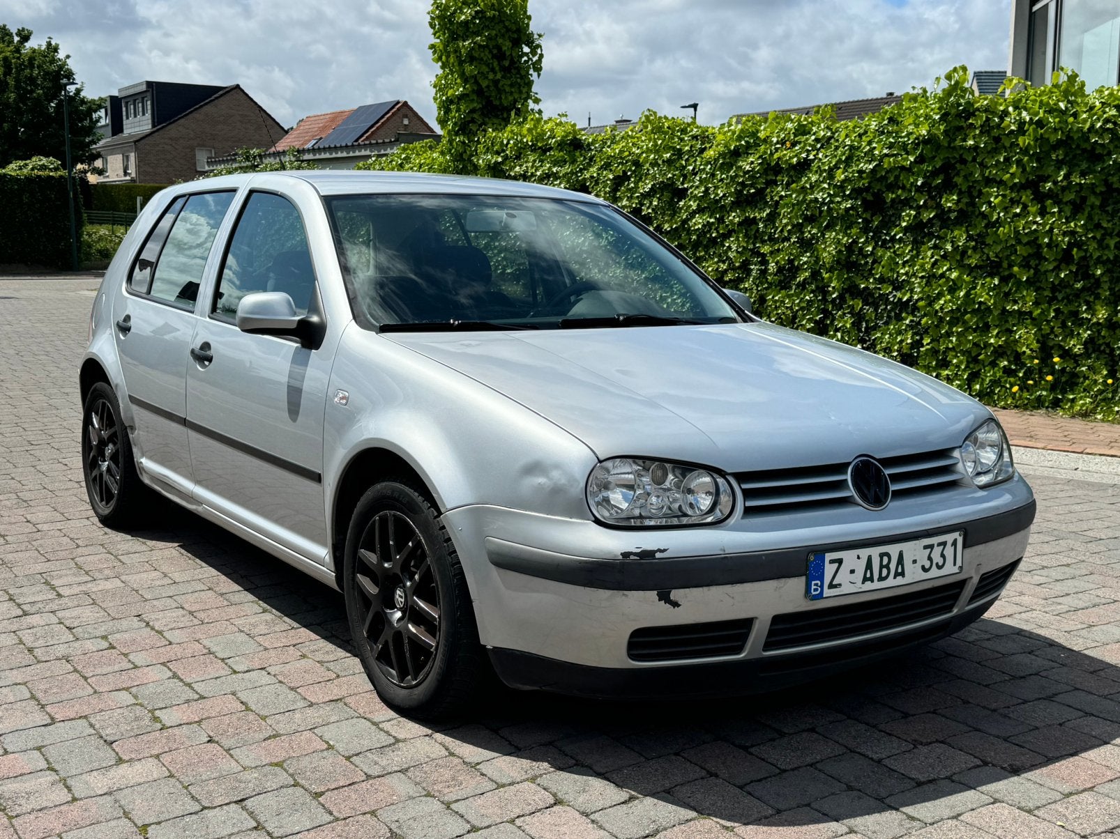 Golf 1.6 benzine, automatische , 142.000 km, 05.2003., 75 kW, Stof, 4 cilinders, 1600 cc
