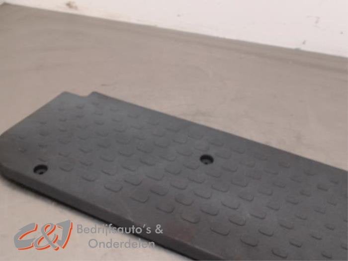 Couverture conteneur d'un Renault Trafic, Renault, -, 3 mois de garantie, Utilisé