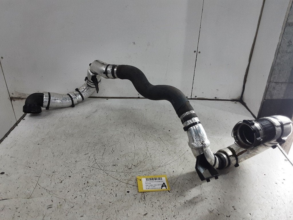INTERCOOLER SLANG Opel Mokka X (01-2016/-) (42521425), Gebruikt, Opel, Opel Automobile GmbH, Kontakt-opel@opel.com