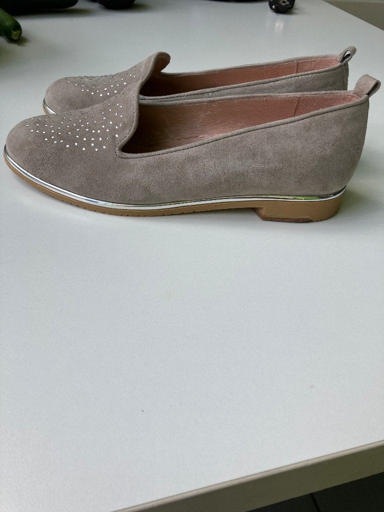 Mocassins T36 daim gris - Marsuesoftwaves - ultra confort, Ophalen, Ballerina's, Zo goed als nieuw, Grijs