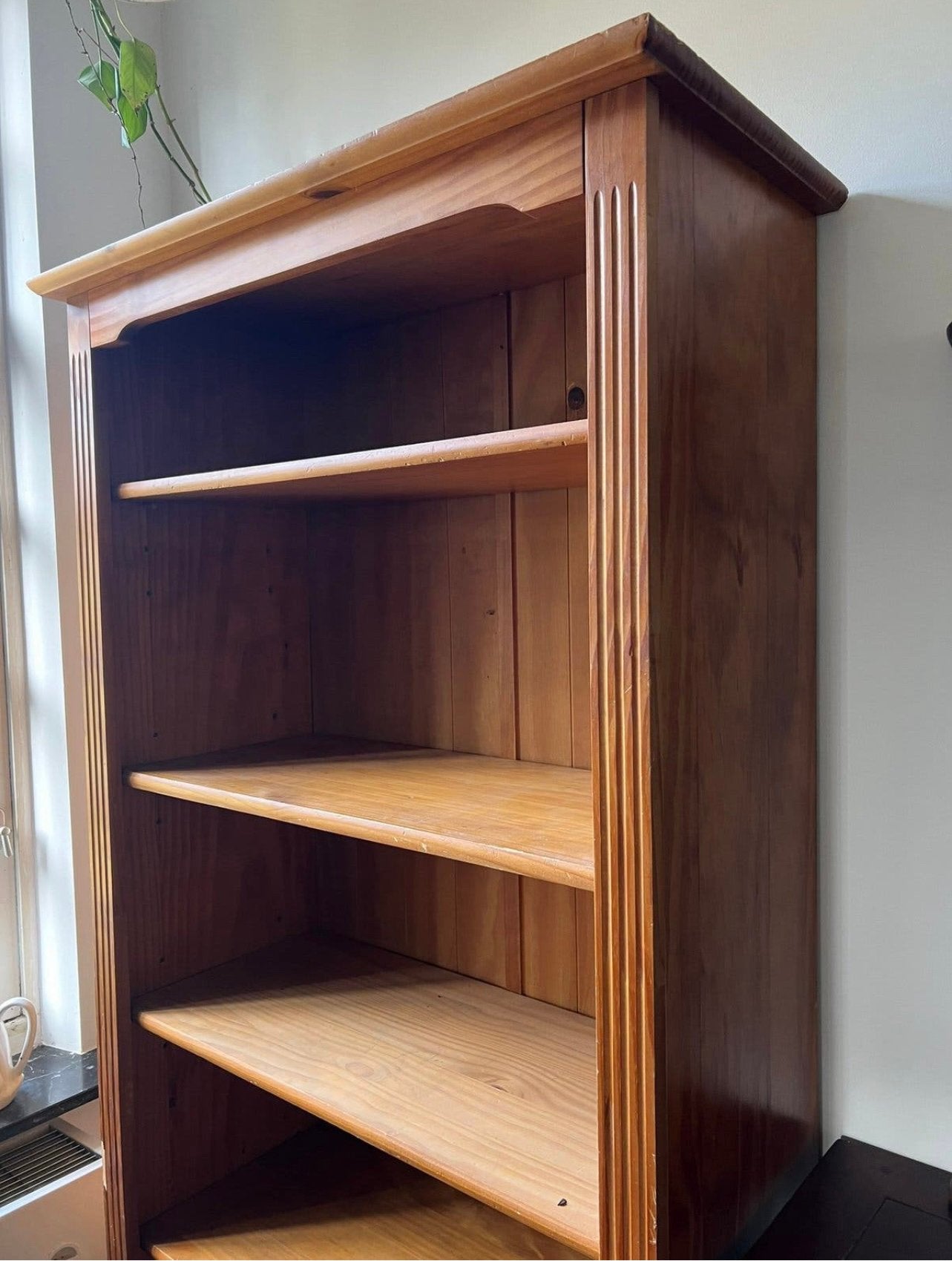 Stevige massieve boekenkast, Huis en Inrichting, Ophalen, Zo goed als nieuw