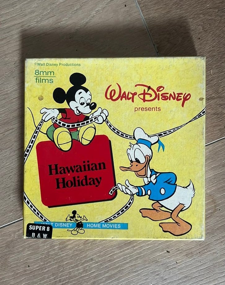 Hawaiian Holiday - Walt Disney Super 8 B&W film rolletje, Audio, Tv en Foto, Filmrollen, Ophalen of Verzenden