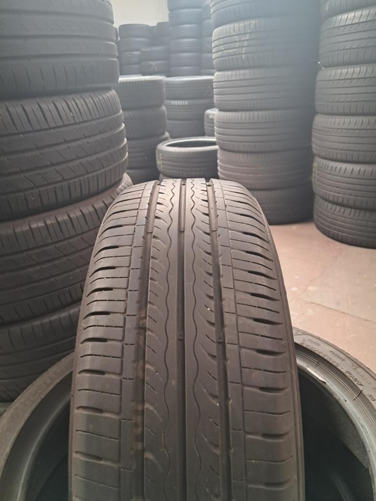 16560r14 165 60 r14 165/60/r14 KUMHO avec montage, Auto-onderdelen, Ophalen of Verzenden