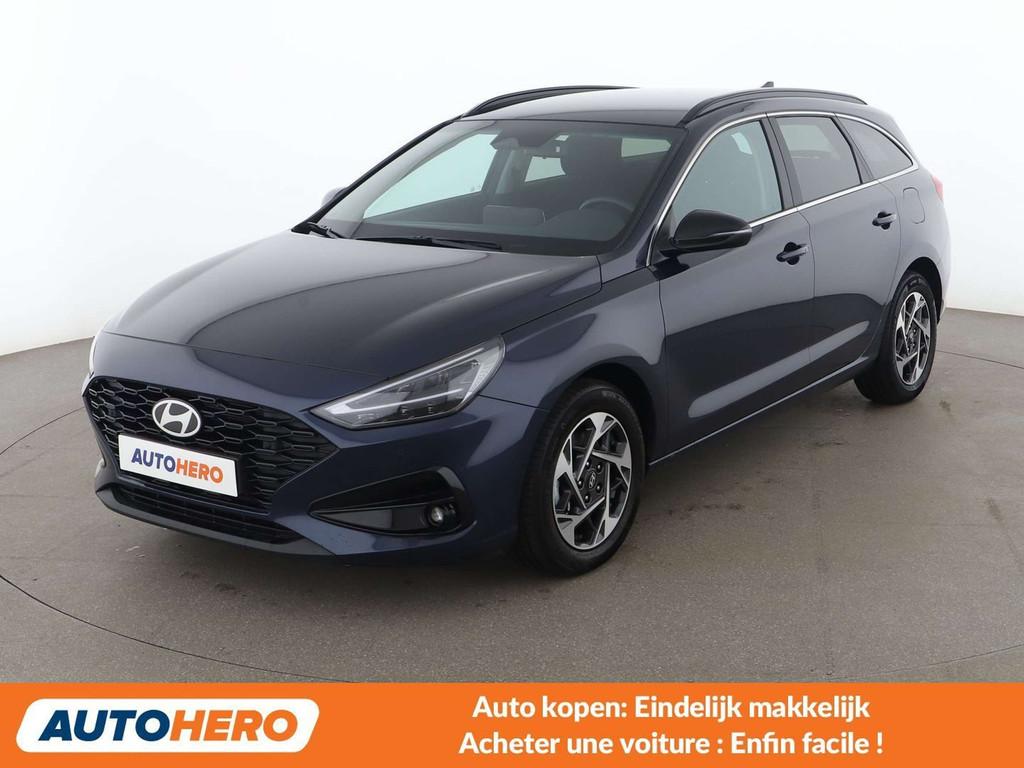 Hyundai i30 1.5 T-GDI Mild-Hybrid Advantage (bj 2025), Auto's, Voorwielaandrijving, Stof, Gebruikt, Zwart