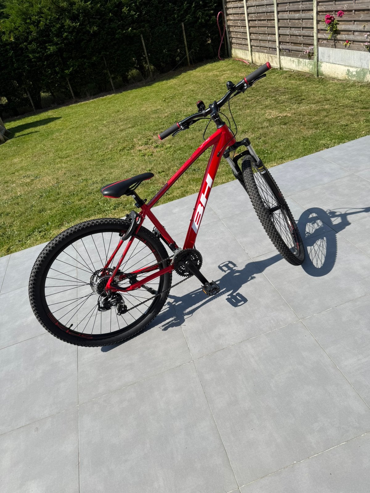 Mountainbike rood – goede staat, Fietsen en Brommers, Ophalen, Zo goed als nieuw