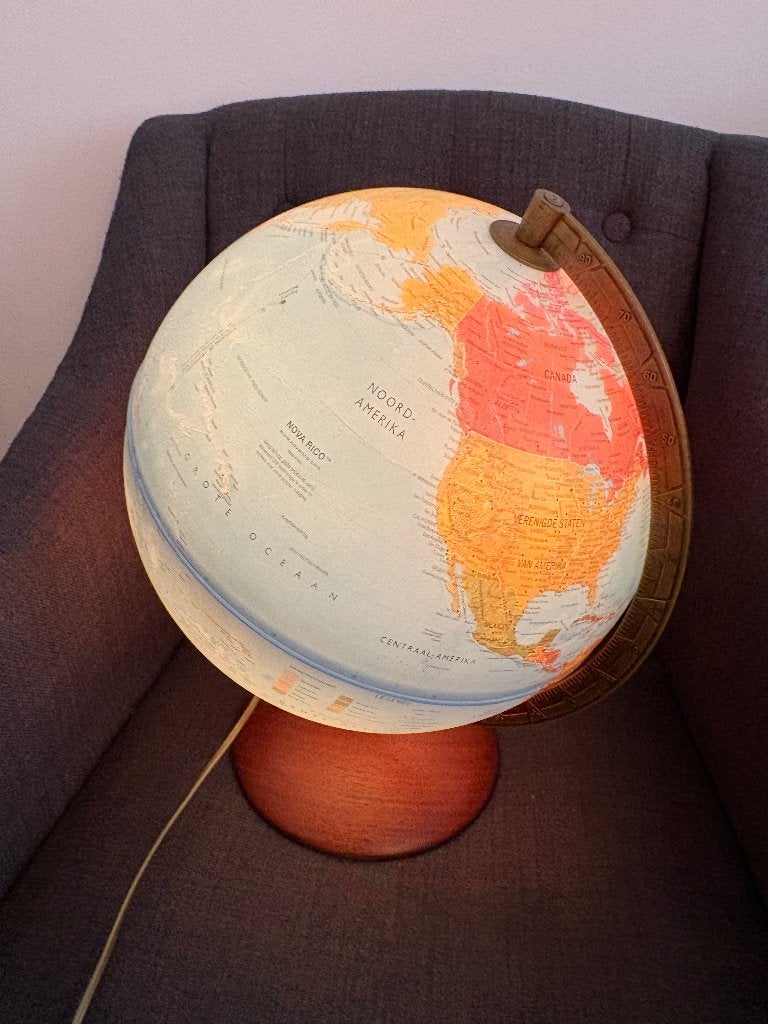 Wereldbol Nova Rico m/ houten voet, Ophalen of Verzenden, Gebruikt