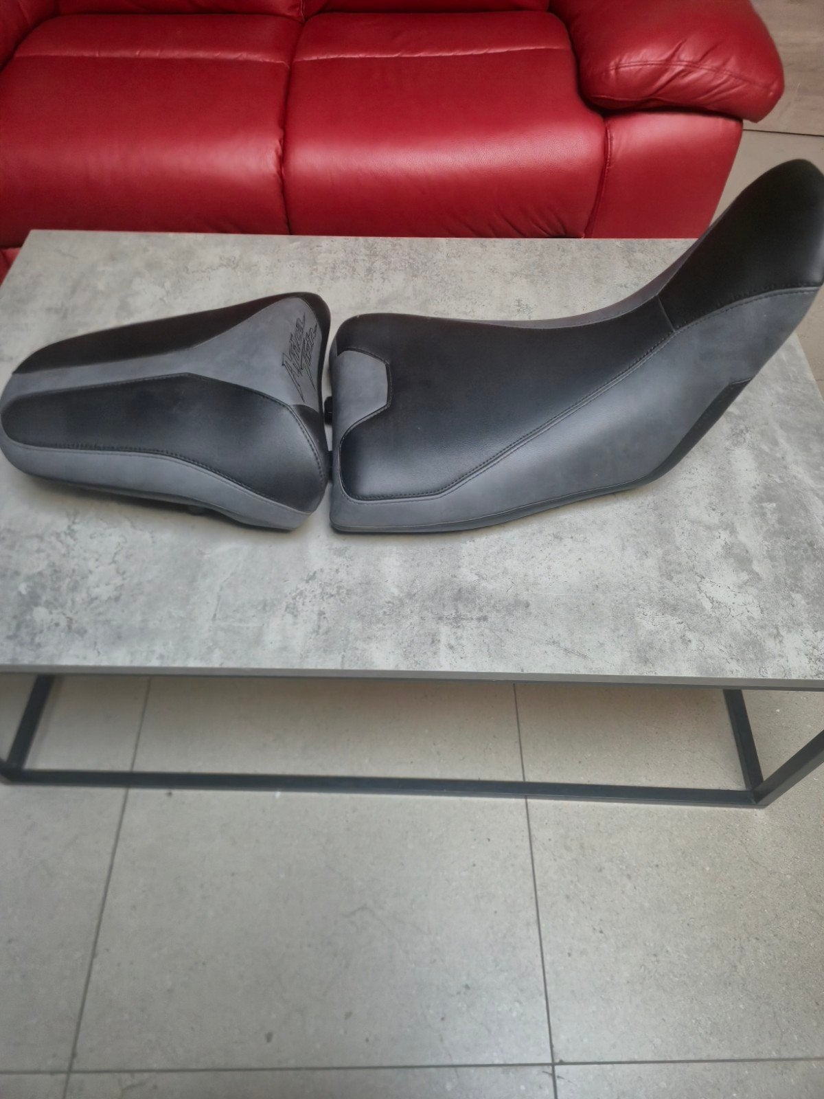 selle confort honda africa twin 1100, Enlèvement, Utilisé