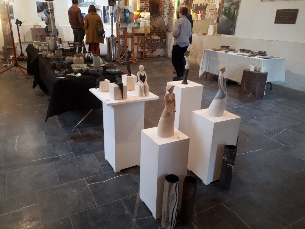 Socles pour expositions, Enlèvement