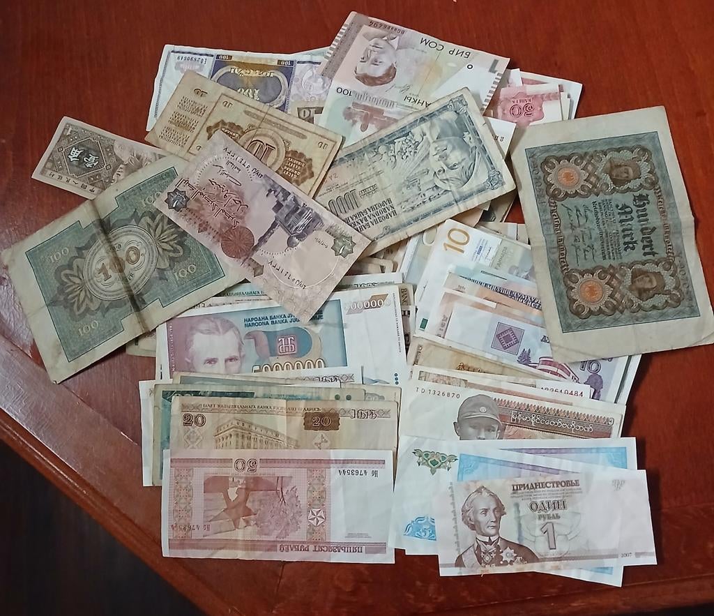 Verzameling oude bankbiljetten, Ophalen, Bankbiljetten