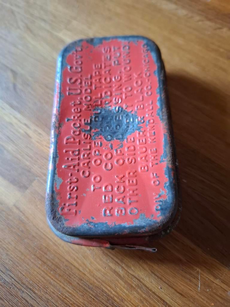 Eerste hulpverband uit de Tweede Wereldoorlog, Ophalen of Verzenden