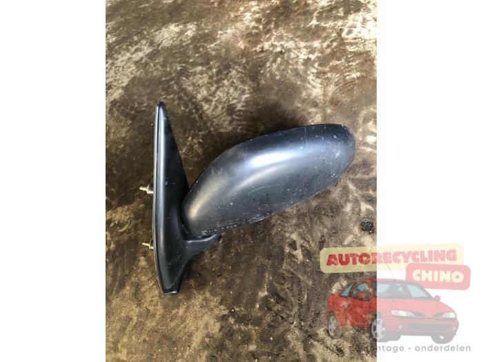 Buitenspiegel links van een Subaru Vivio, Subaru, Gebruikt, -, -