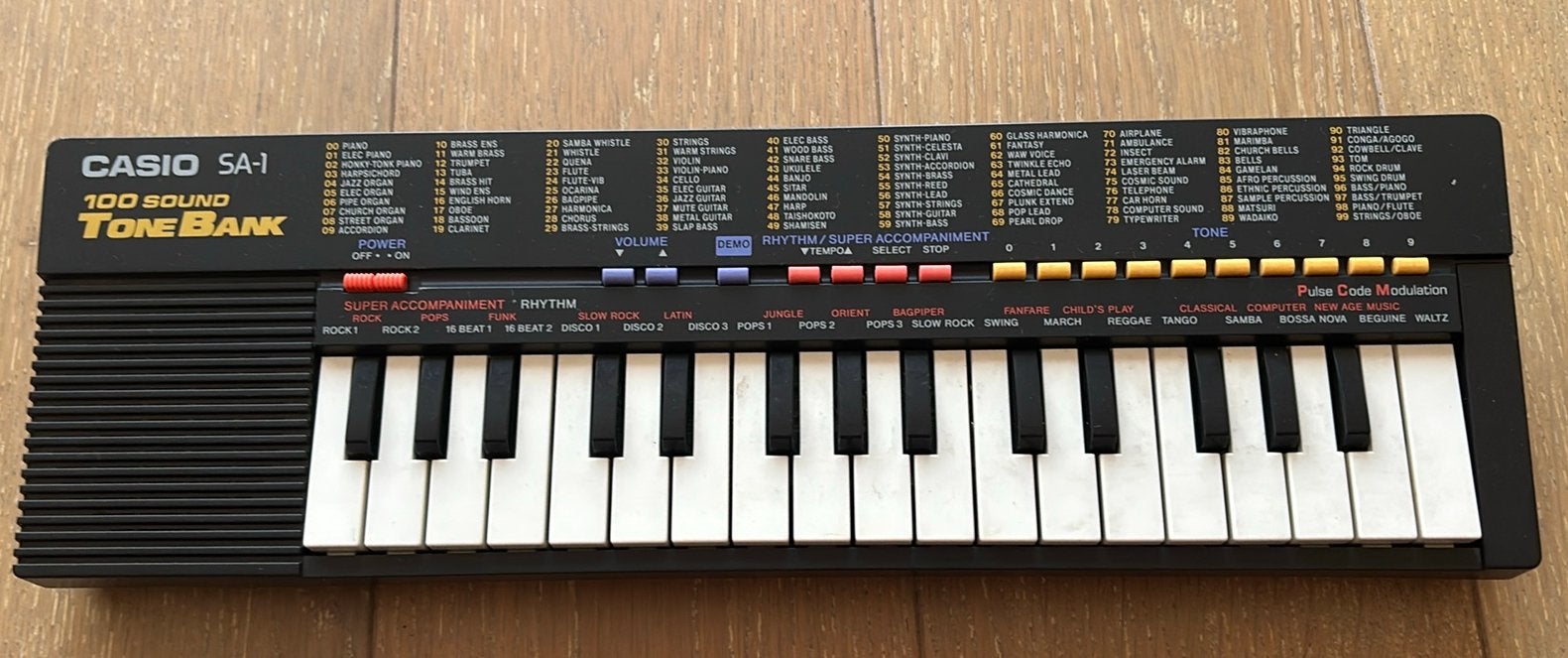Casio SA-1, Muziek en Instrumenten, Synthesizers, Ophalen of Verzenden, Zo goed als nieuw