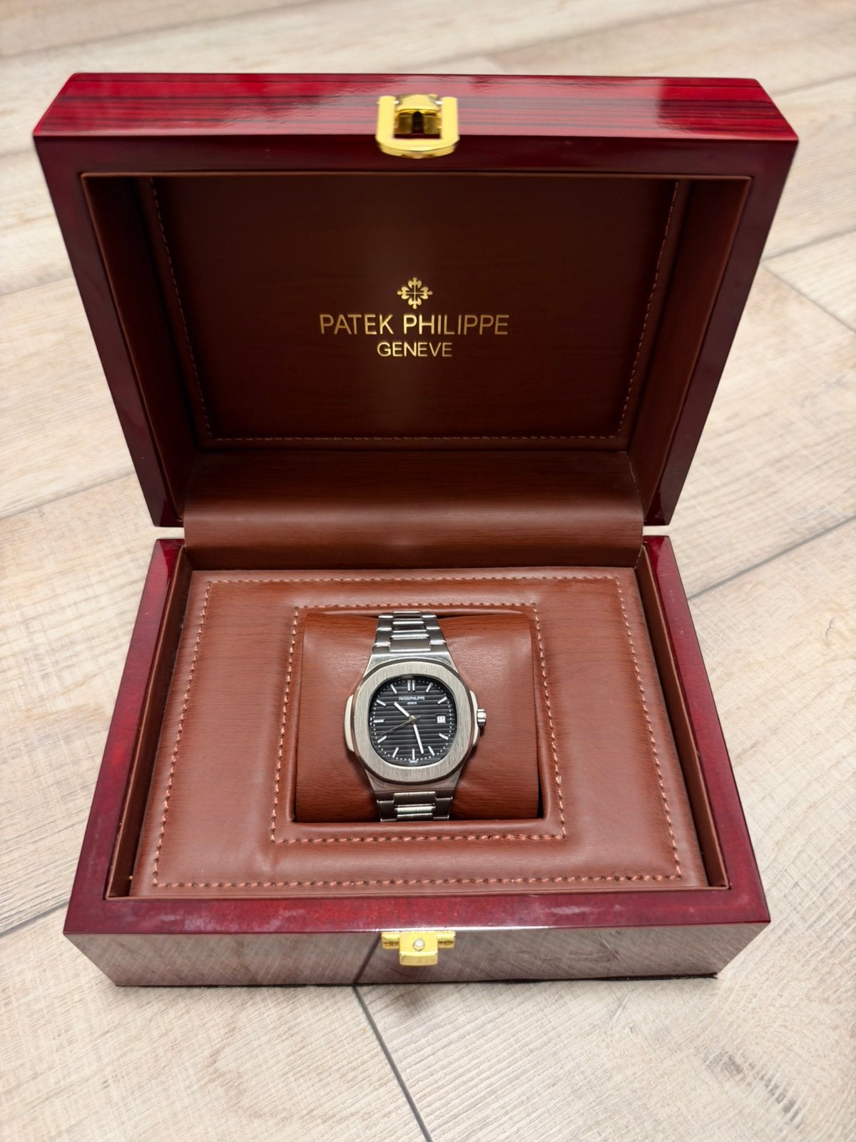Horloge heren TE KOOP!!, Handtassen en Accessoires, Ophalen of Verzenden, Zo goed als nieuw, Zilver