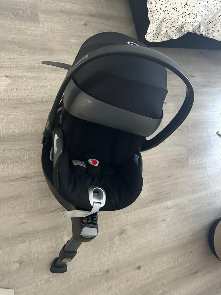 Siège auto bébé Cybex avec base Isofix, Enfants & Bébés, Sièges auto, Comme neuf, Isofix, Enlèvement