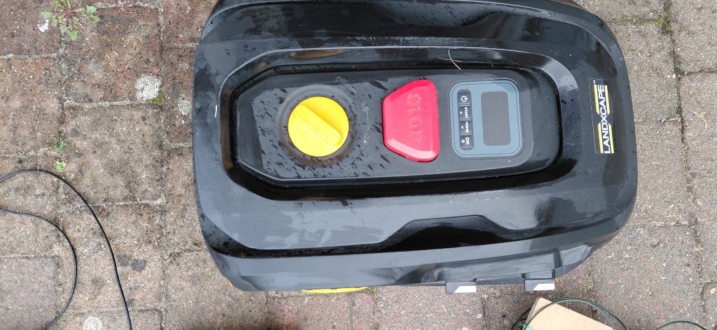 Tondeuse à gazon robot Landxcape LX799  > 300 m2 avec garage, Enlèvement, Utilisé