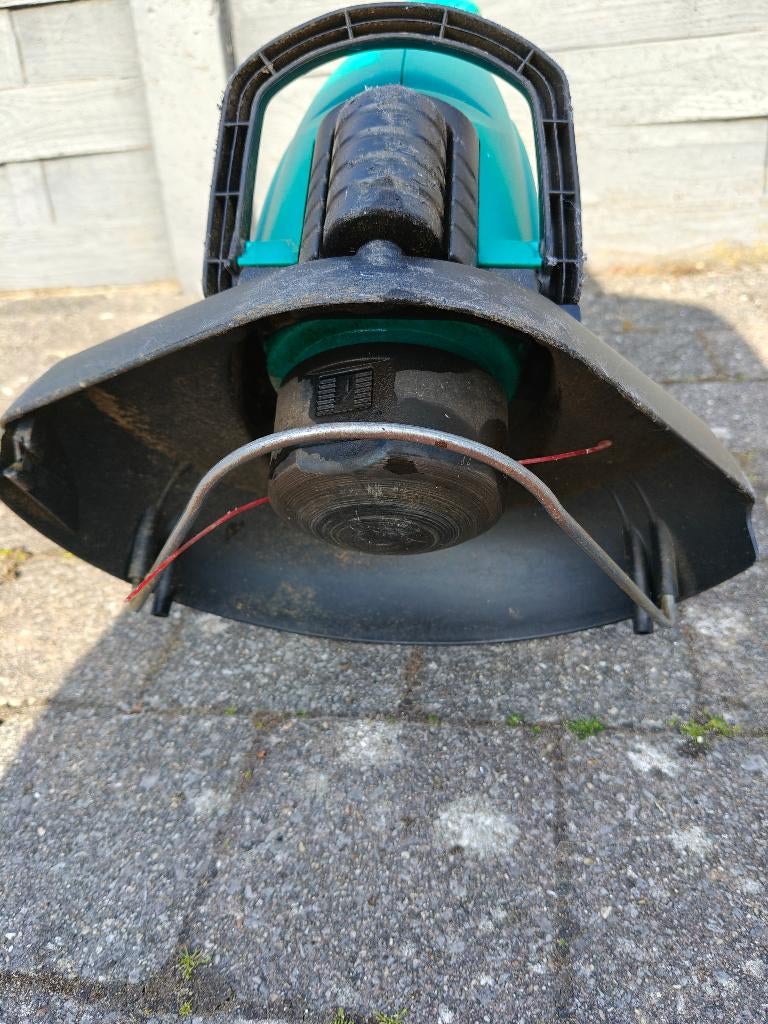 Coupe-herbe Bosch, Électrique, Enlèvement, Utilisé, 10 à 30 cm