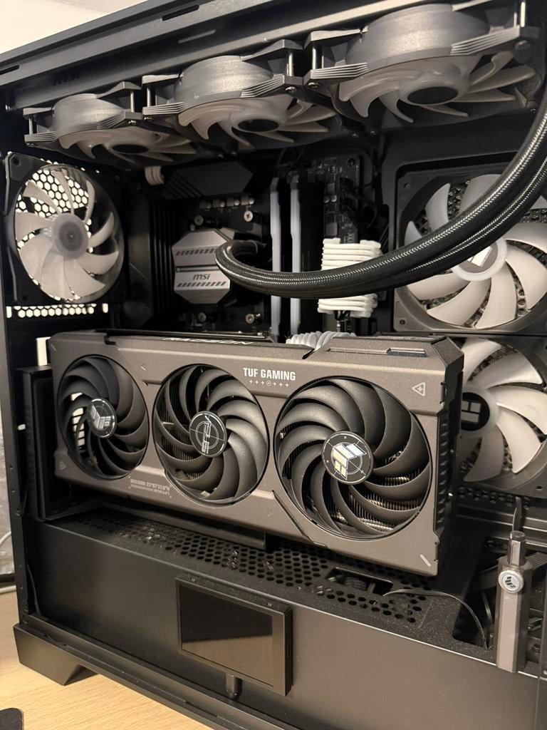 Pc gamer RX 7800 XT (16go) + ryzen 7 5700X3D, Enlèvement, Comme neuf, AMD