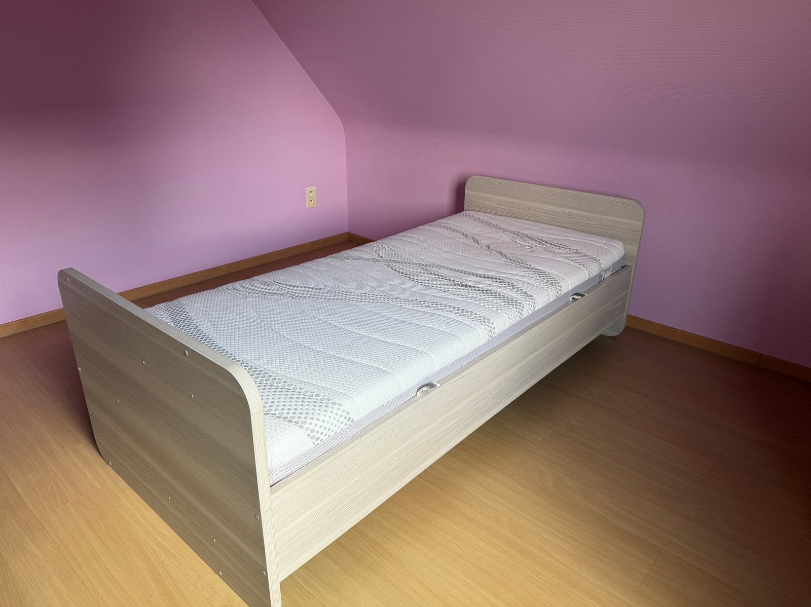 Série Bedroom Deba/Krea Buba, Enlèvement, Comme neuf, Matelas