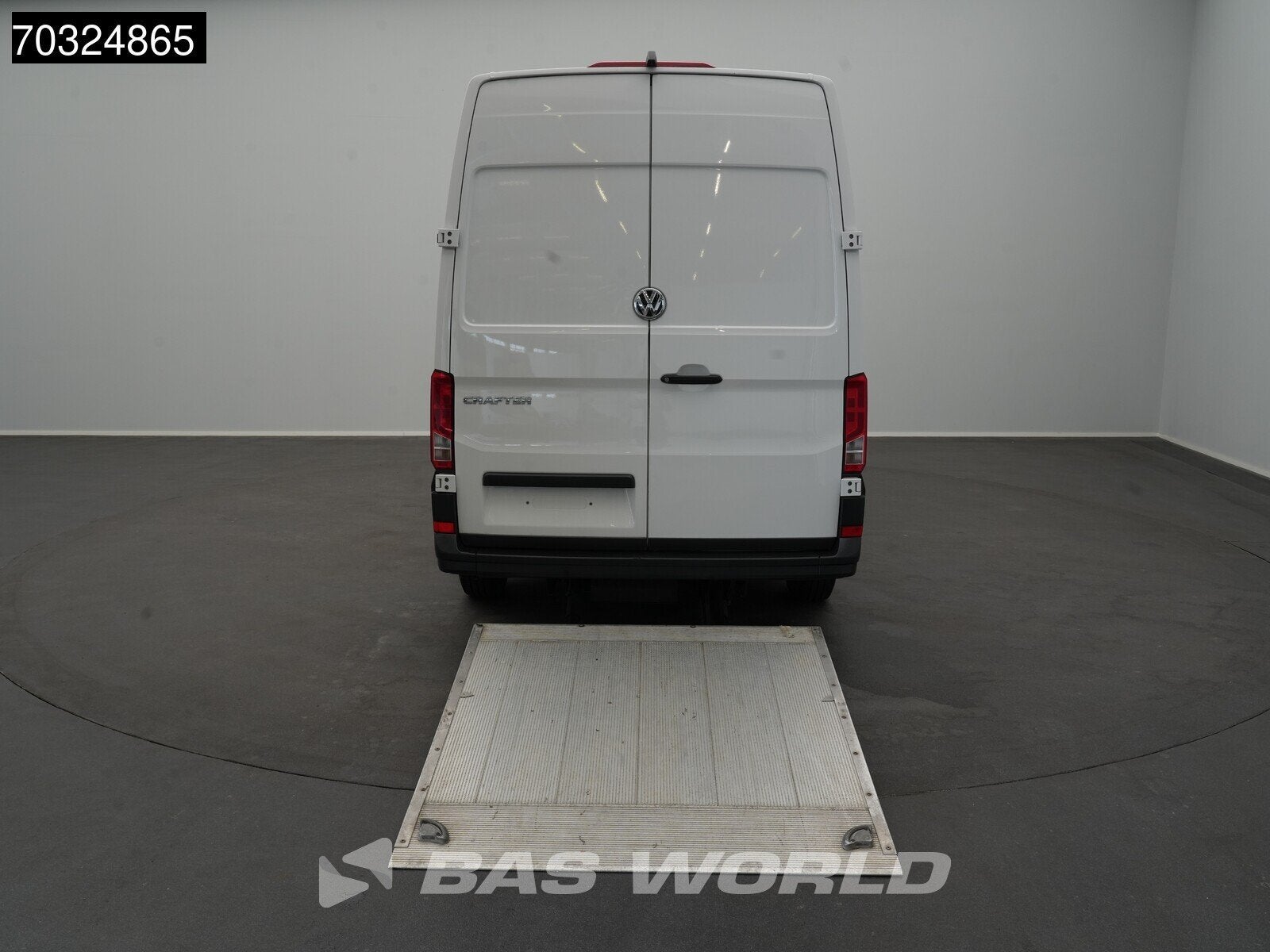 Volkswagen Crafter 177pk 500KG Laadklep Automaat L3H3 Navi A, Auto's, Bestelwagens en Lichte vracht, Gebruikt, Euro 6, 4 cilinders
