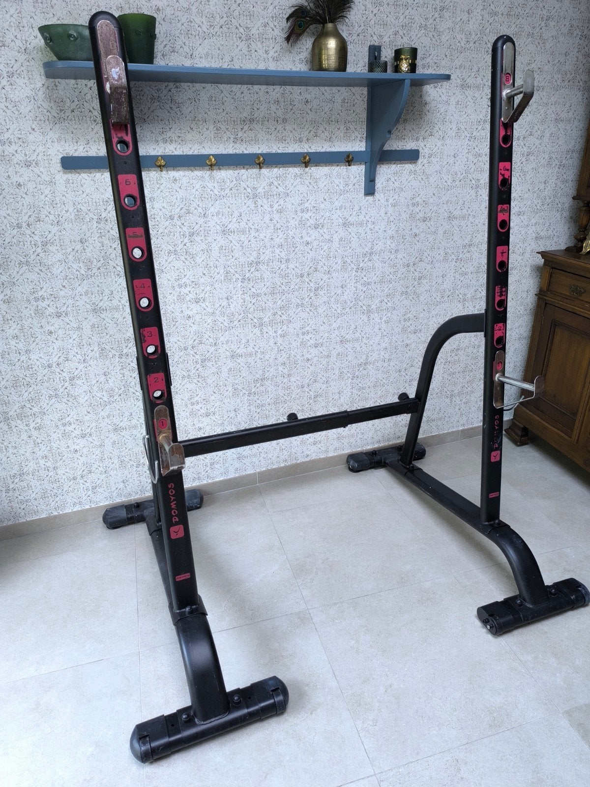 Domyos RBR910 Squat rack + Bench press (Etat d'usage)., Enlèvement, Utilisé, Bras