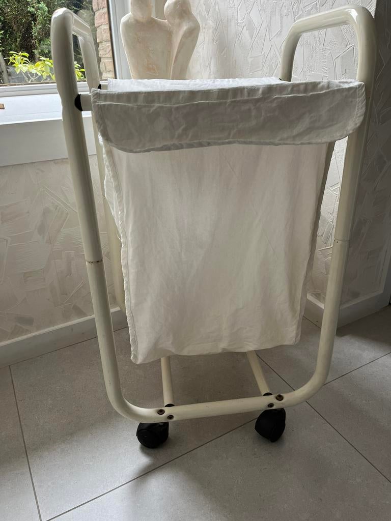 Linnenmand, wasmand, Enlèvement, Comme neuf