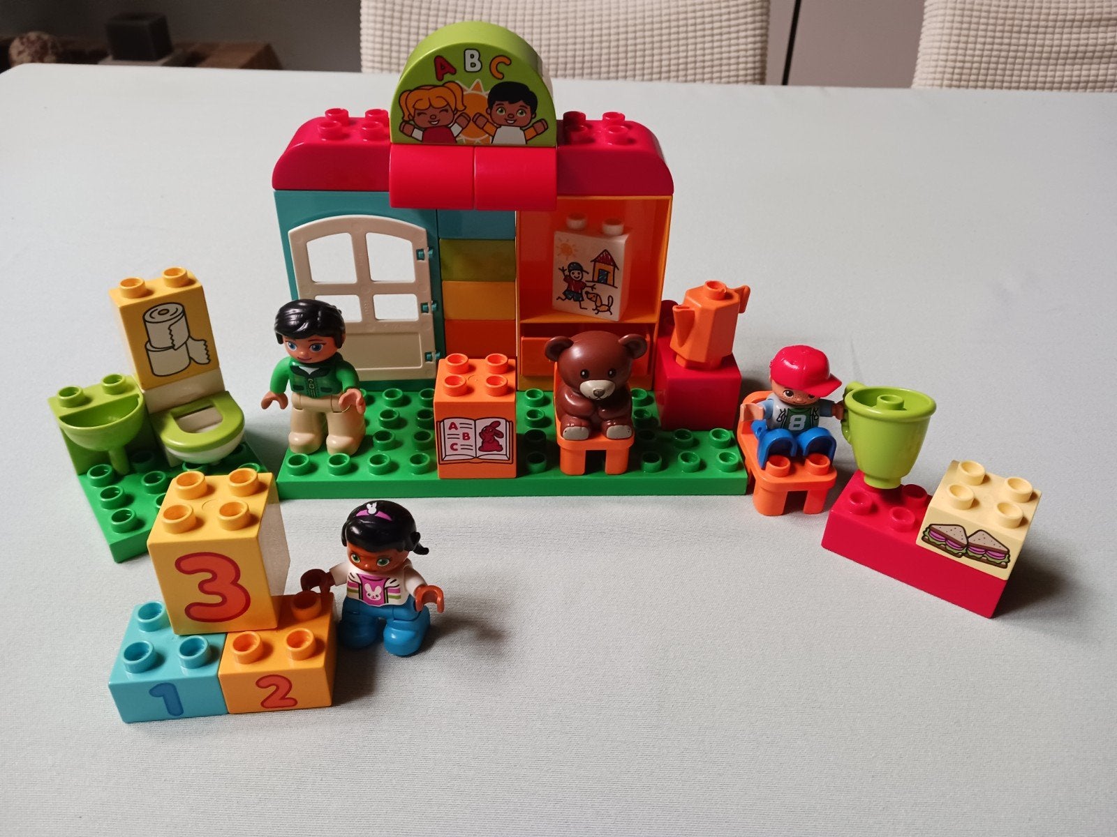Duplo 10833 'de kleuterklas'., Kinderen en Baby's, Ophalen of Verzenden, Duplo