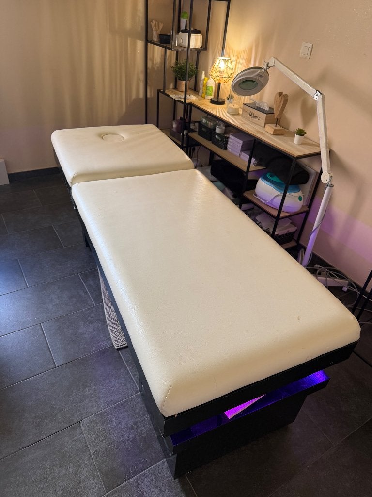 Table de massage, Sport en Fitness, Massageproducten, Gebruikt, Massagetafel, Ophalen