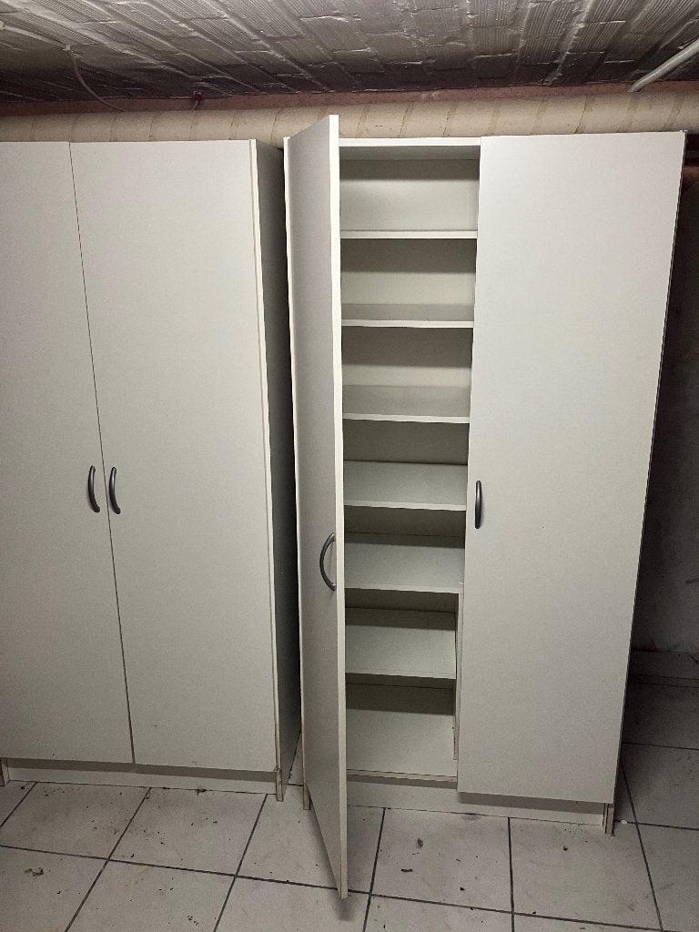 Witte kasten, Ophalen, Met plank(en), Gebruikt, 50 tot 100 cm