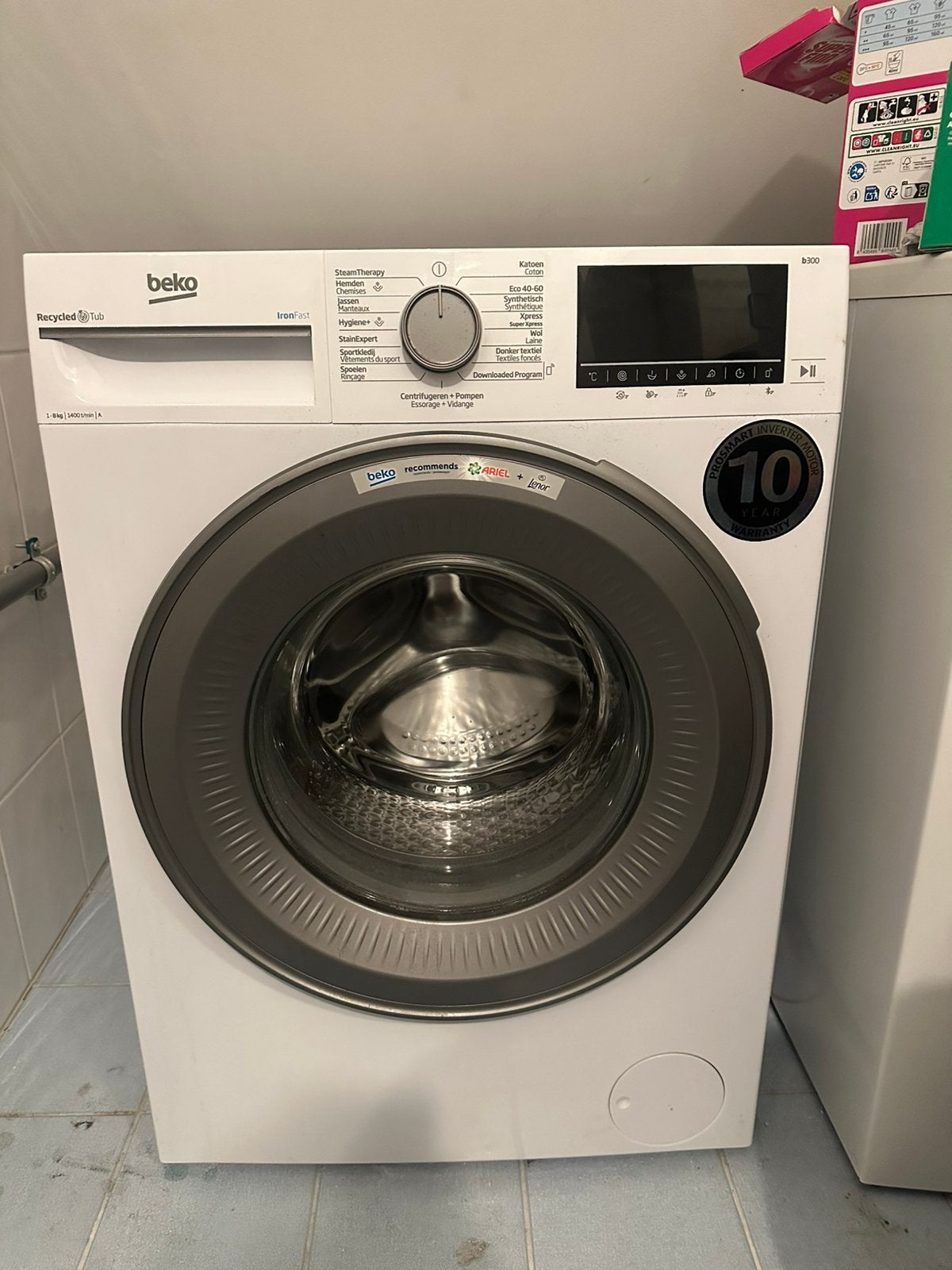Beko 1/2 jaar oud, Ophalen, Zo goed als nieuw