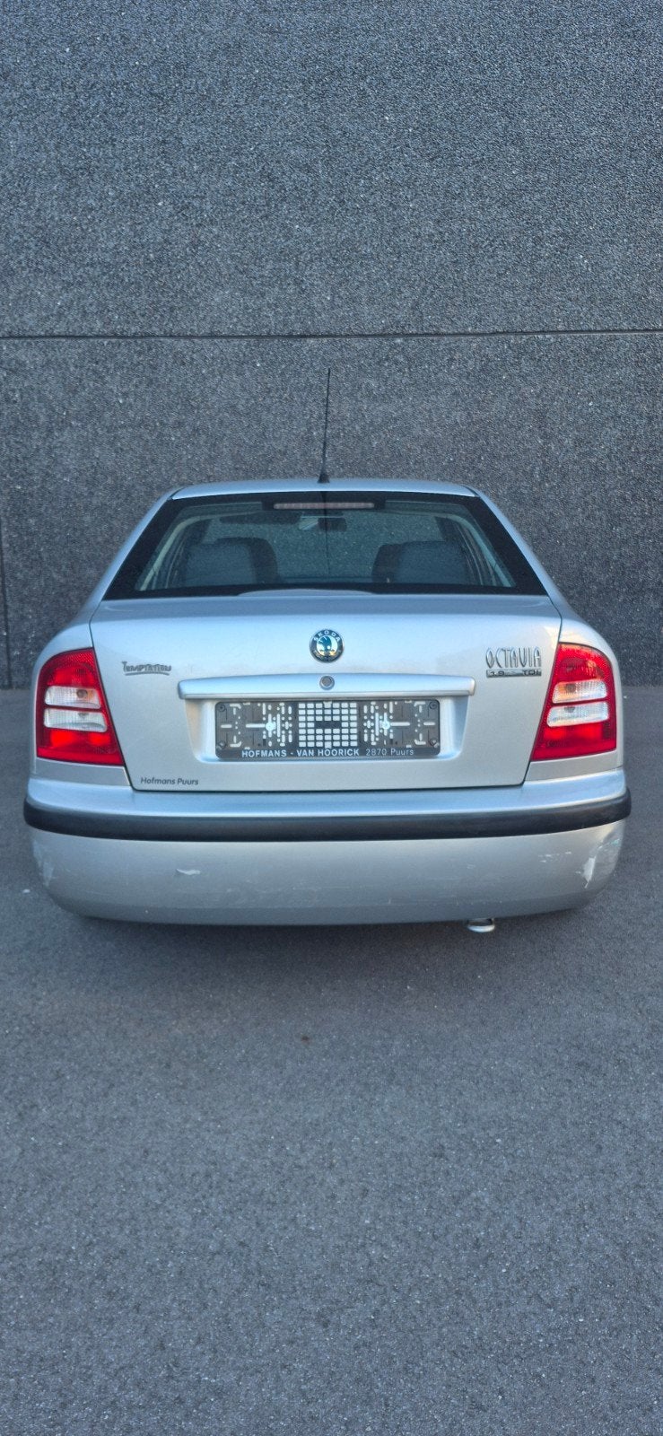 Skoda Octavia 1.9 TDI *AUTOMATIQUE* CLIMATRONIC, Argent ou Gris, Achat, Entreprise, Carnet d'entretien