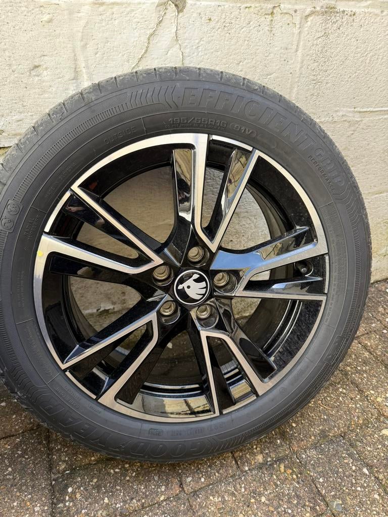 Skoda fabia splinternieuwe monte carlo set velgen, Neuf, Pneus et Jantes, 16 pouces, Véhicule de tourisme