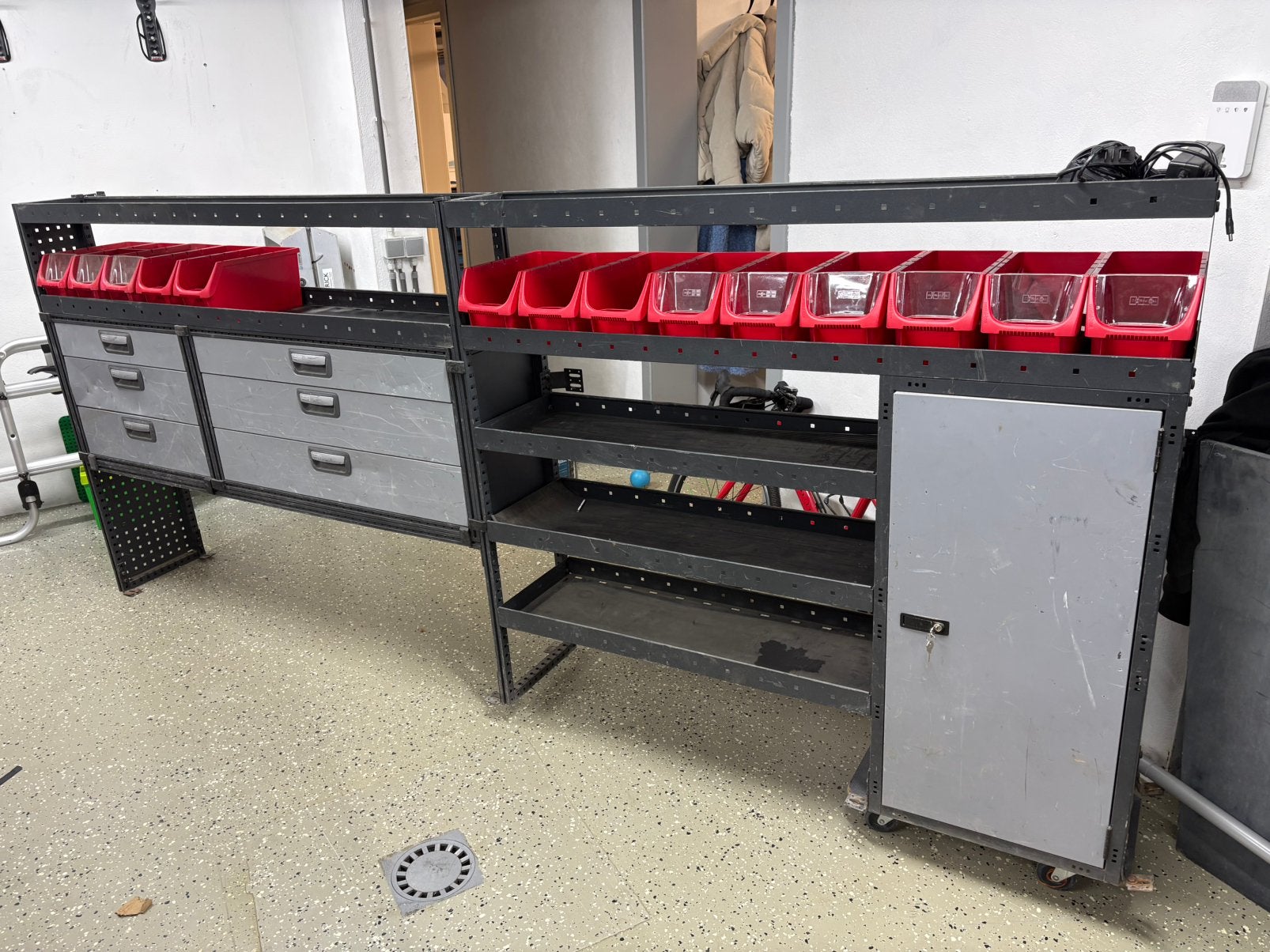 Modul system bedrijfswageninrichting, Enlèvement, Utilisé