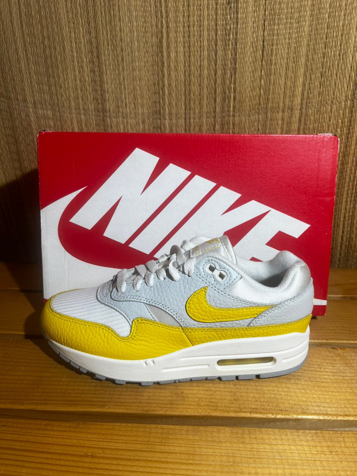 Nike Air Max 1 Tour Yellow, Overige kleuren, Nieuw, Ophalen of Verzenden, Sneakers