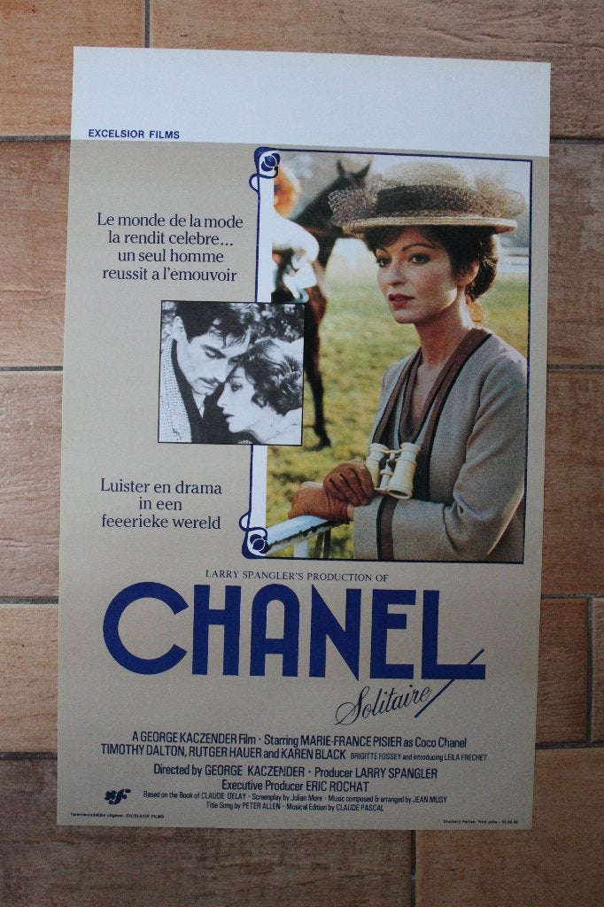 filmaffiche Chanel Solitaire 1981 Rutger Hauer filmposter, Collections, Posters & Affiches, Enlèvement ou Envoi, Rectangulaire vertical