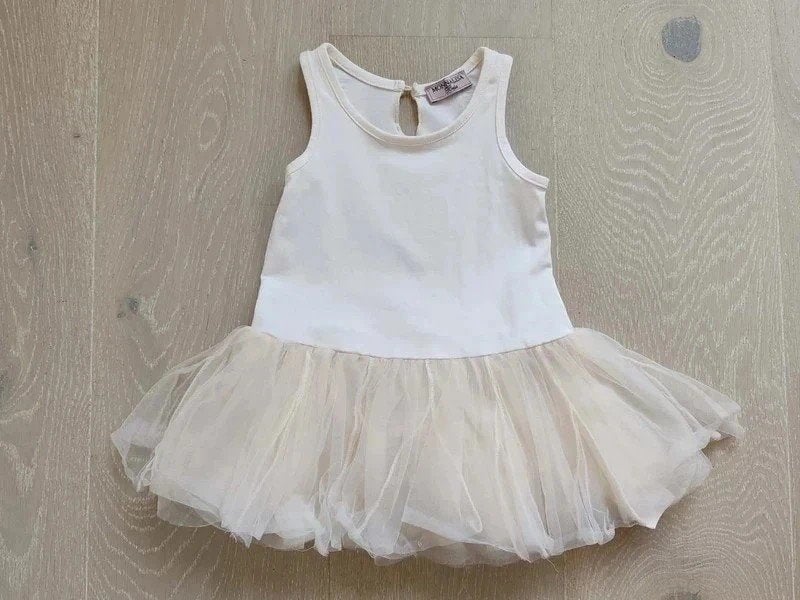 Monnalisa tulle kleedje, Kinderen en Baby's, Babykleding | Maat 74, Meisje, Jurkje of Rokje, Ophalen of Verzenden, Zo goed als nieuw