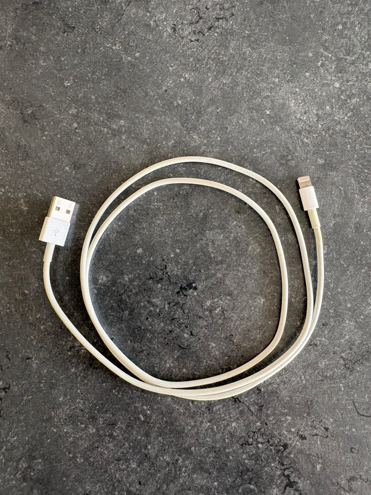 Kabel USB-A naar lightning, Telecommunicatie, Ophalen, Gebruikt, Apple iPhone