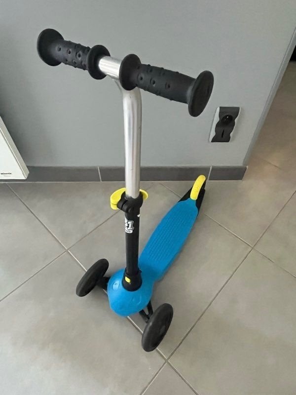Trottinette enfants, Vélos & Vélomoteurs, Trottinettes, Enlèvement, Comme neuf