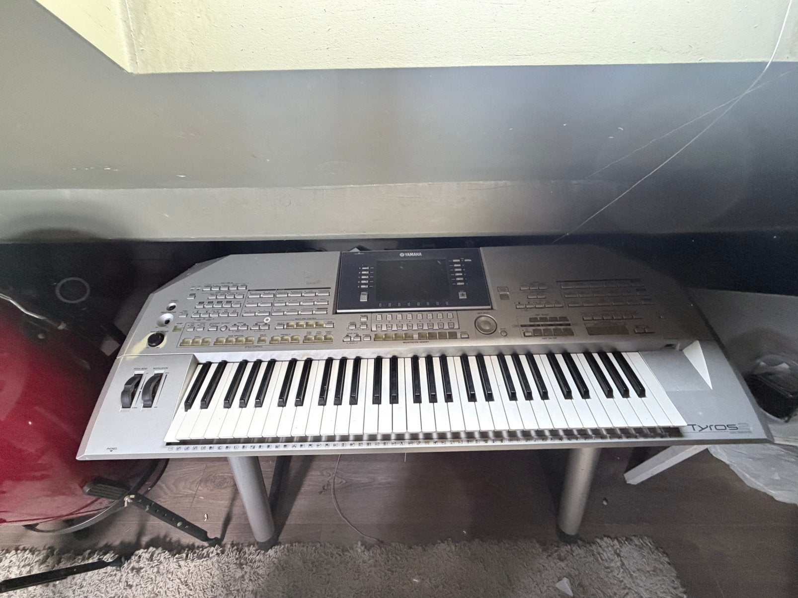 Yamaha Tyros2 avec support d'origine, Musique & Instruments, Enlèvement, Utilisé