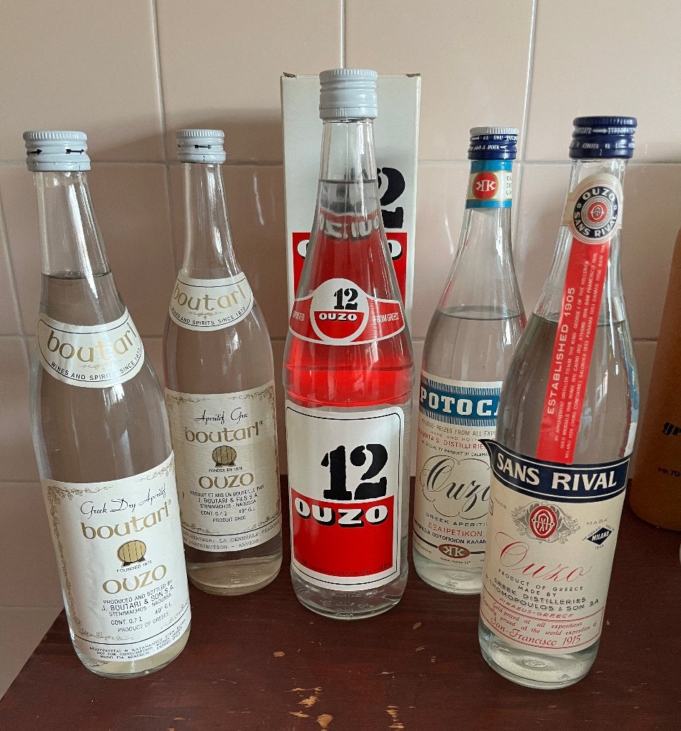 Lot 3 van 4 - Diverse flessen OUZO, METAXA (9 stuks), Ophalen, Vol