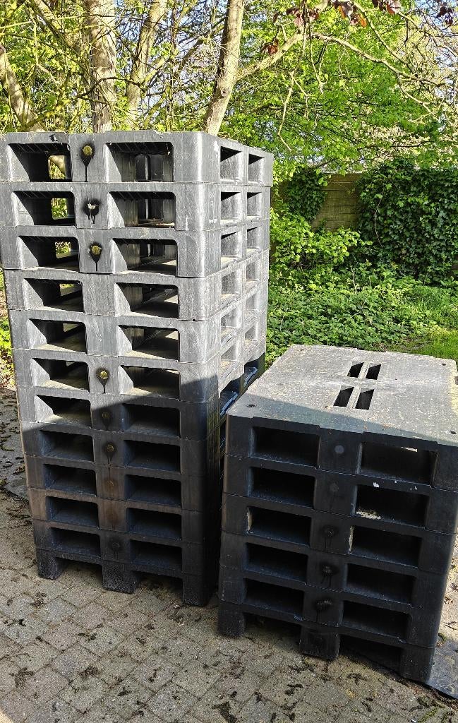 20 kunststof paletten, Doe-het-zelf en Bouw, Hout en Planken, Gebruikt, Ophalen